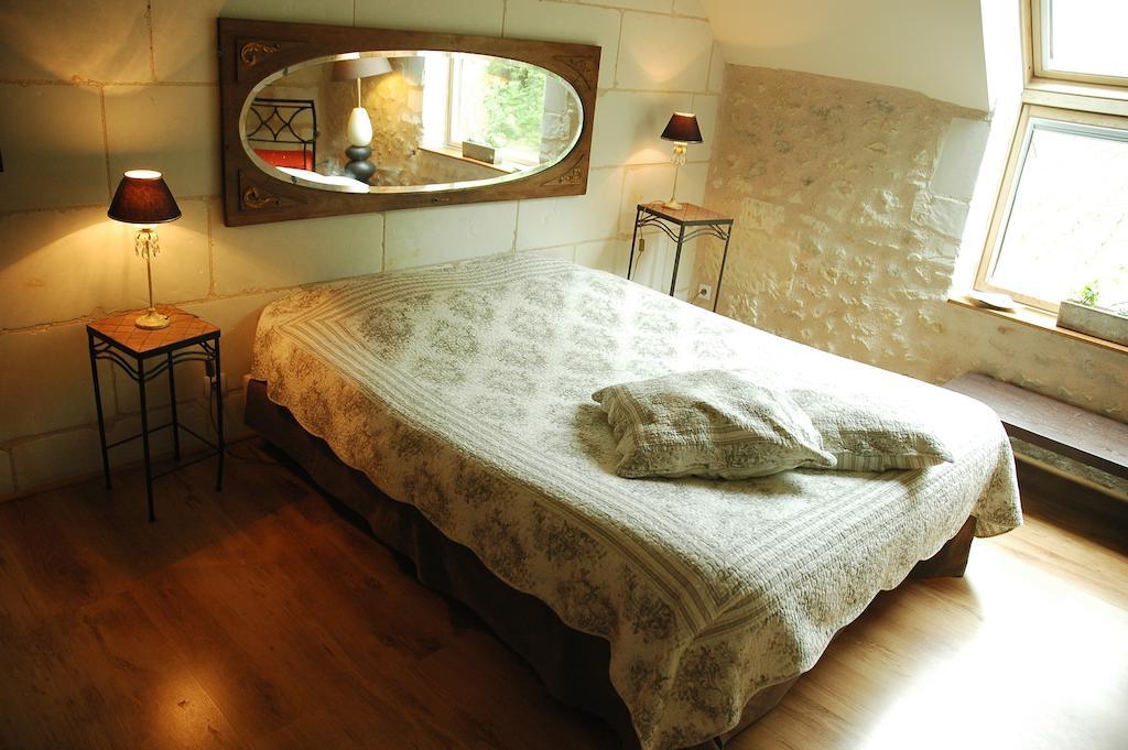 Les Pierres D'Aurele Chambres D'Hotes Saint-Georges-sur-Cher Habitación foto